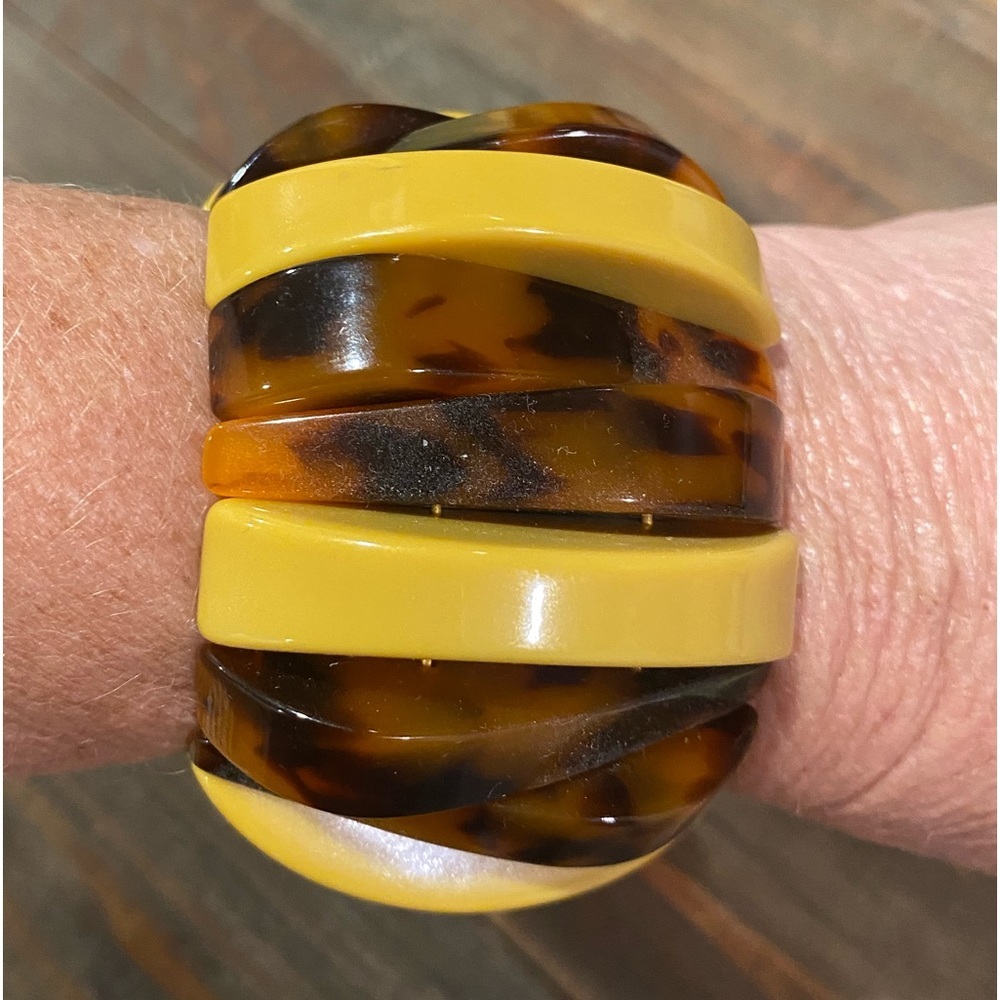 UNIQUE ♠️KATE SPADE ♠️ bracelet -worn ONCE! 🌟🌟EXCELLENT CONDITION 🌟🌟see pic: